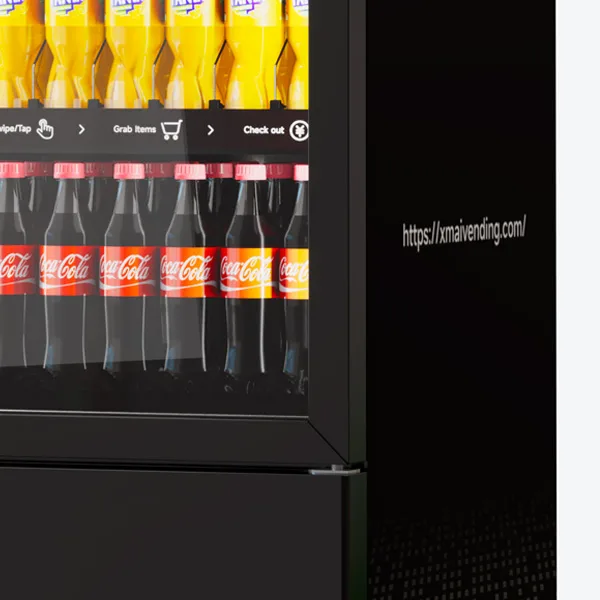 xmai-vending-machine-product-display