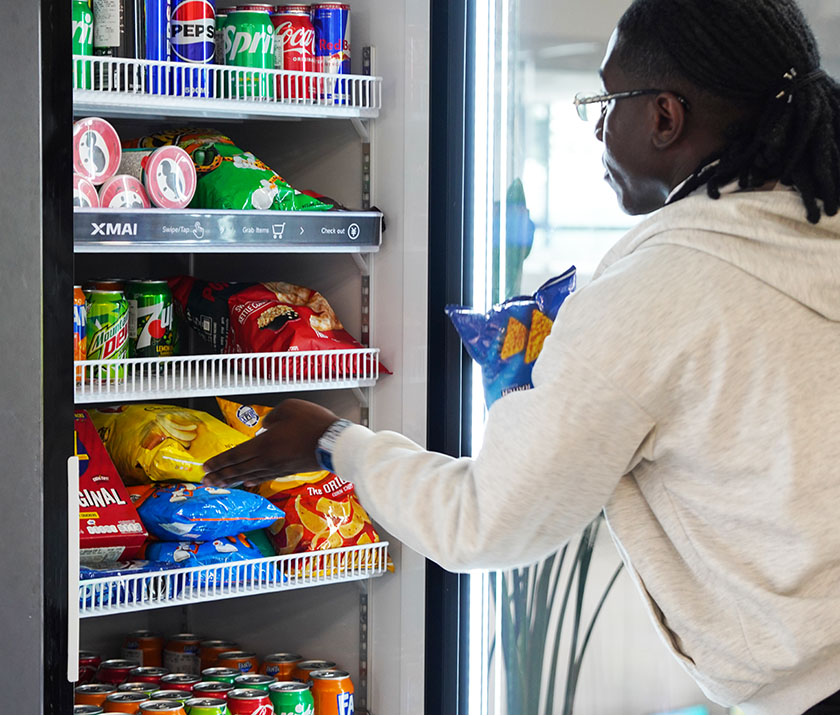 xmai-vending-machine-replenishment